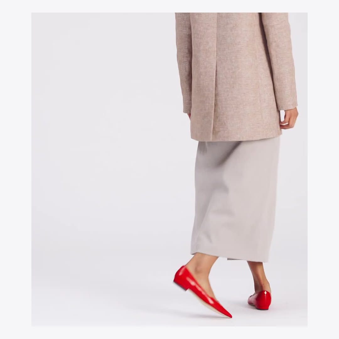 Tory Burch Triangle Pointed Flat TORY RED / TORY RED
