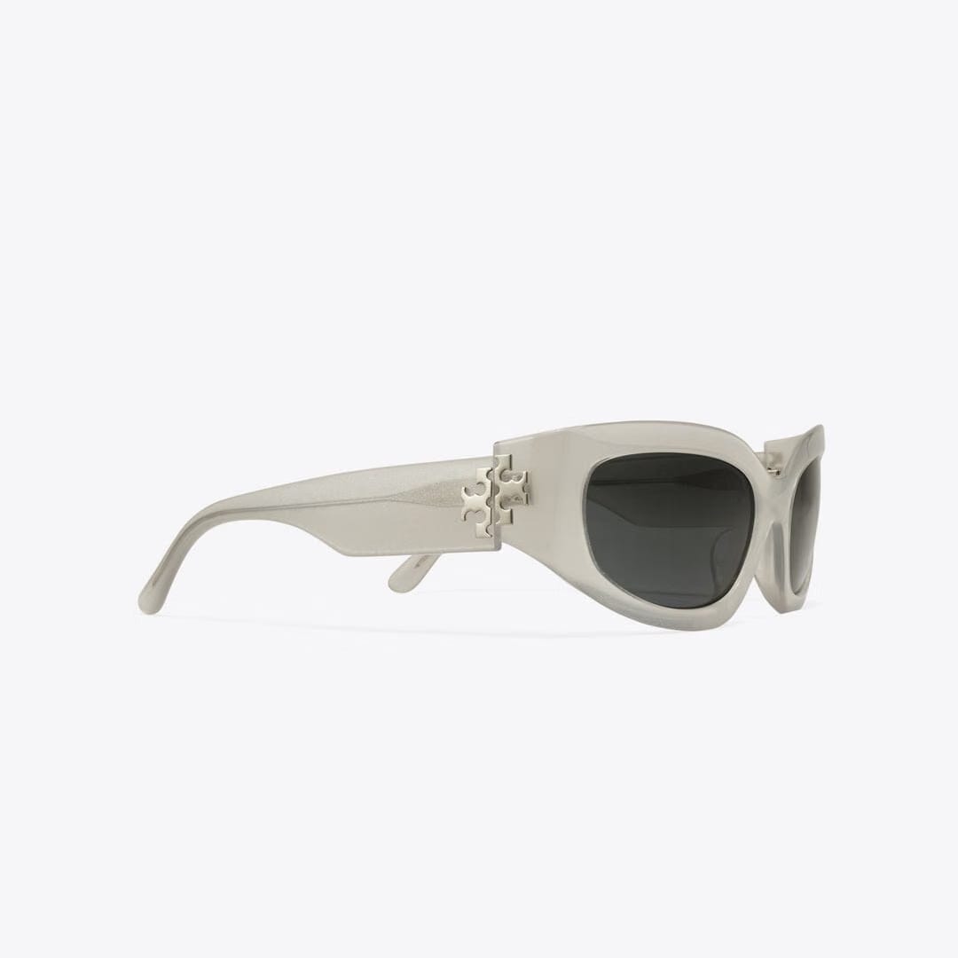 Tory Burch Eleanor Broken Logo Sunglasses PEARLIZED GREY/DARK GREY