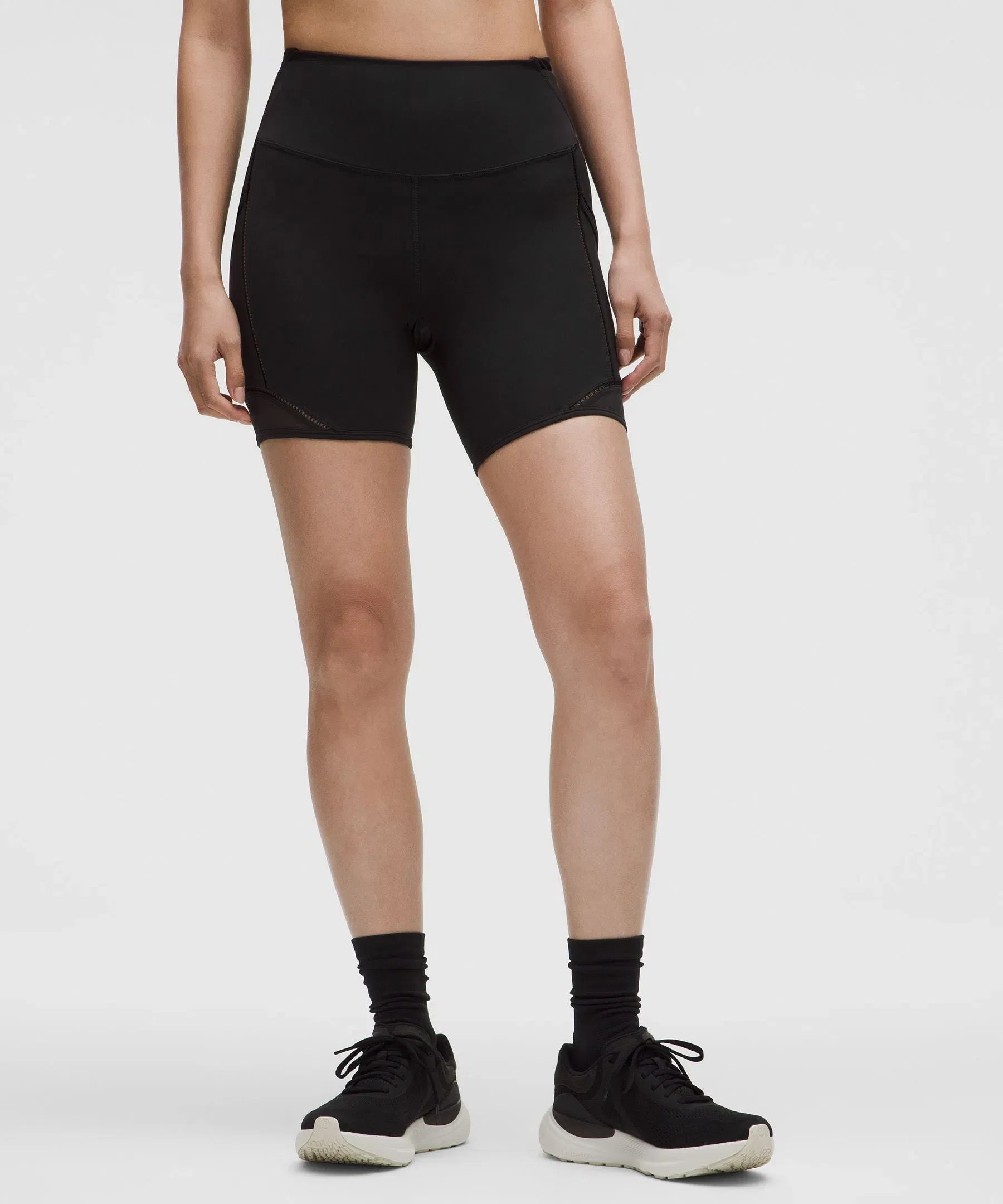 Lululemon Women's Fast and Free High-Rise Lace Trim Short 6" *5 Pocket