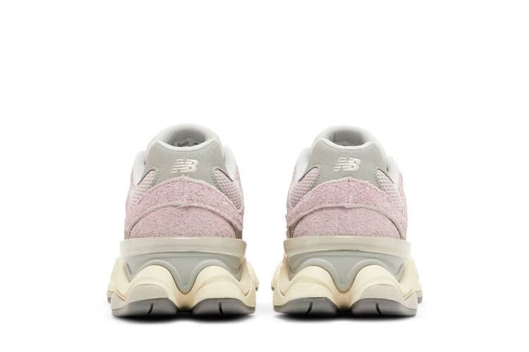 New Balance 9060 December Sky