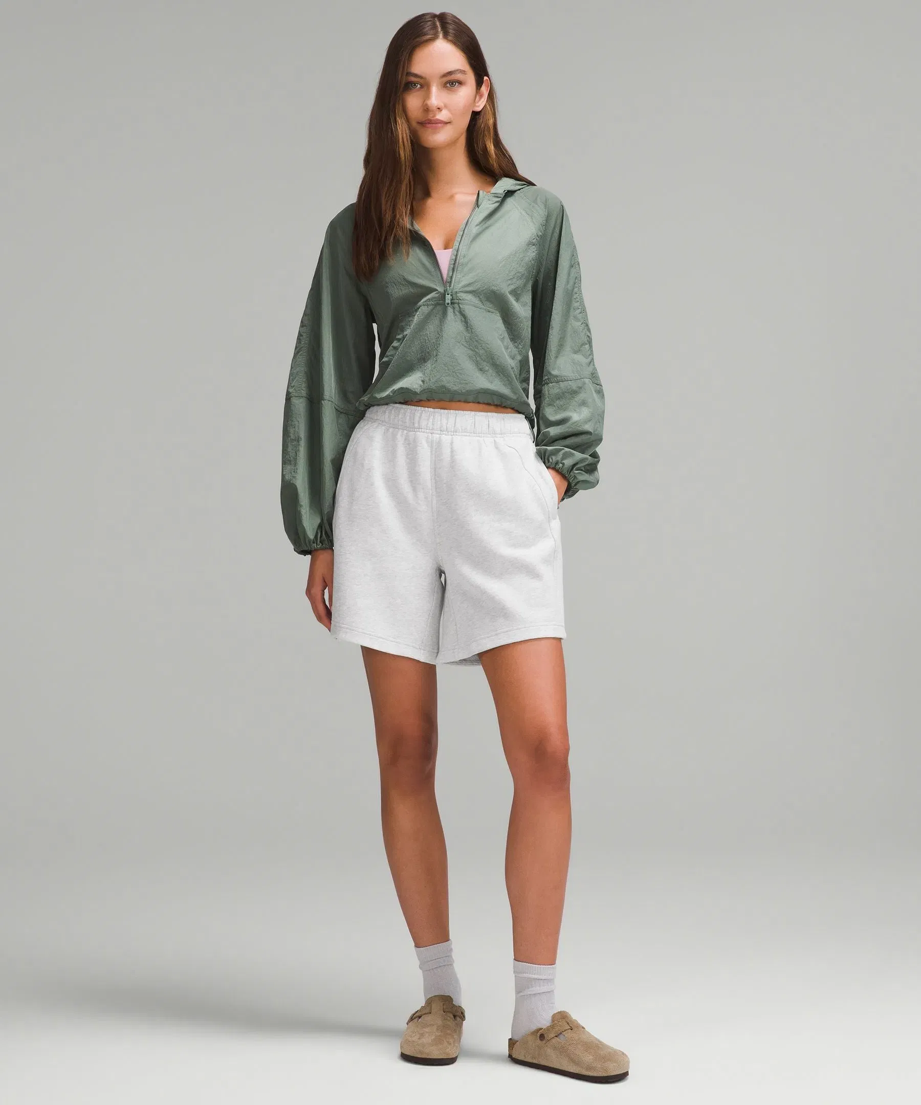 Lululemon Women's Scuba Mid-Rise Oversized Short 7"