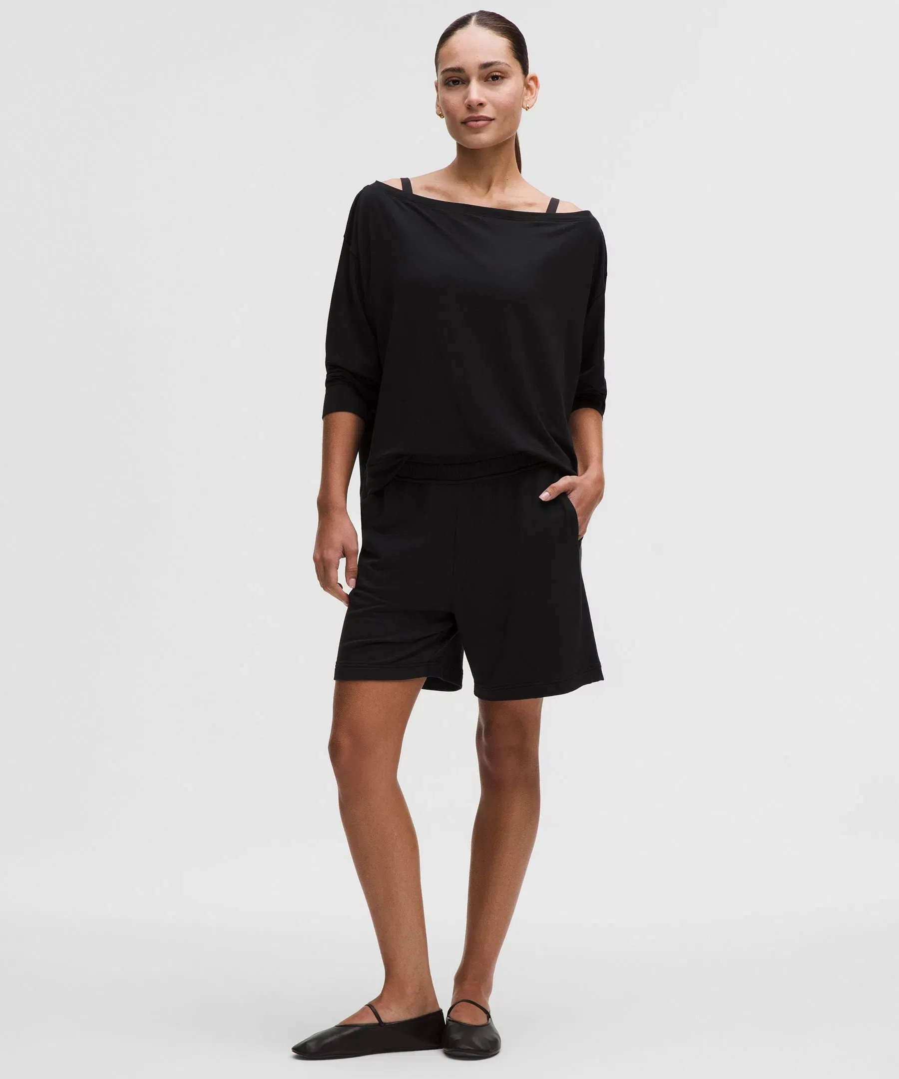 Lululemon Women's BeCalm Mid-Rise Bermuda Short *Updated Fabric