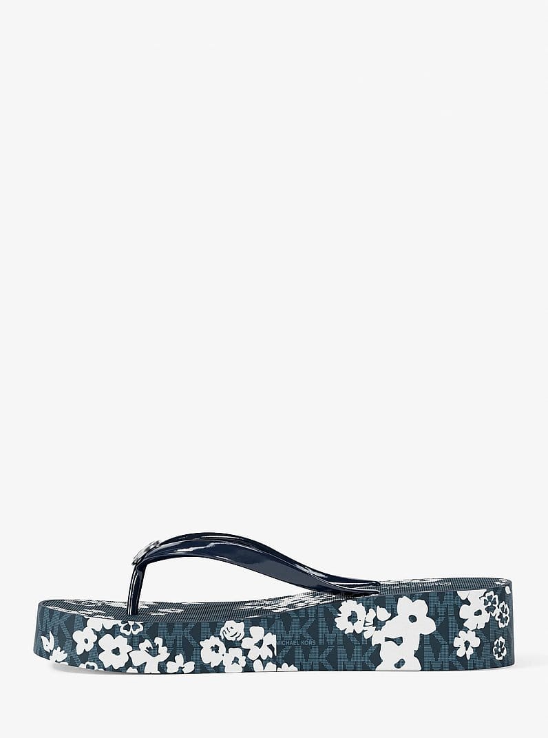 Michael Kors Bedford Printed Signature Logo Flip Flop