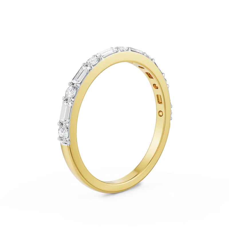 Alternating Round Diamond Band