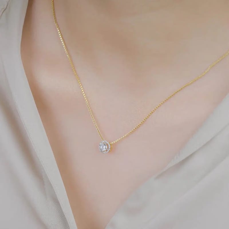 Betty Halo Round Lab Grown Diamond Pendant