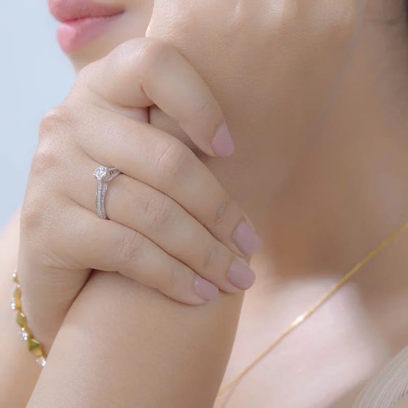 Classic Lab Grown Diamond Solitaire Band 9KT