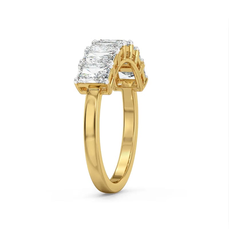 Grandeur Radiant Lab Diamond Ring