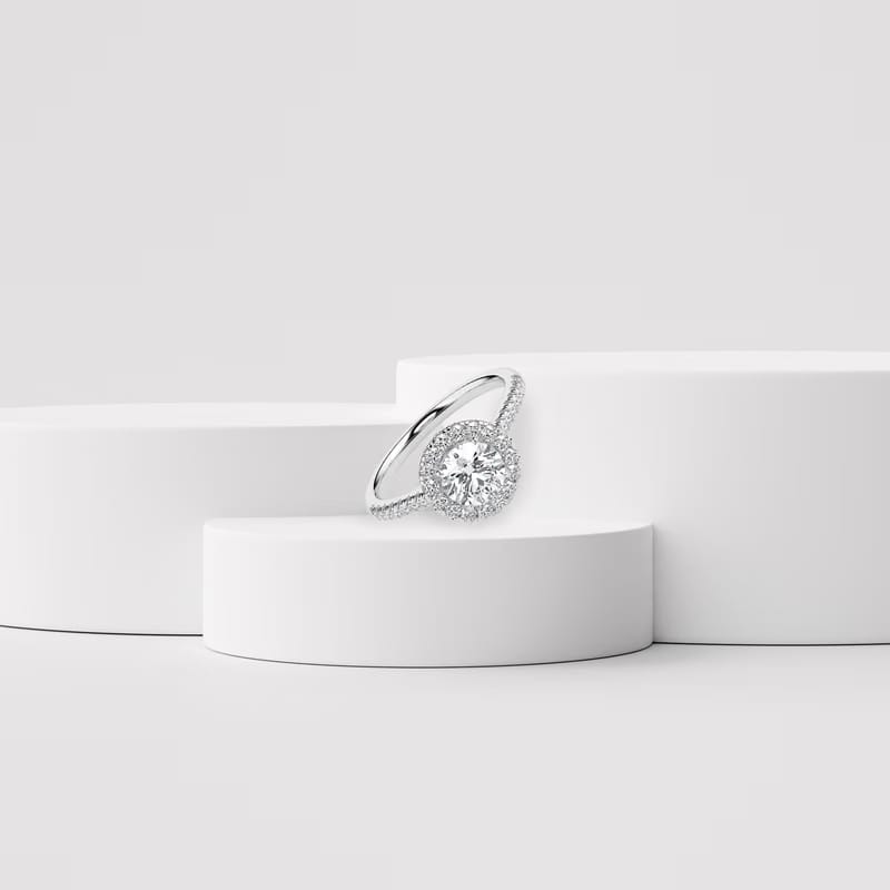 Lab-Grown Queen Solitaire Diamond Ring