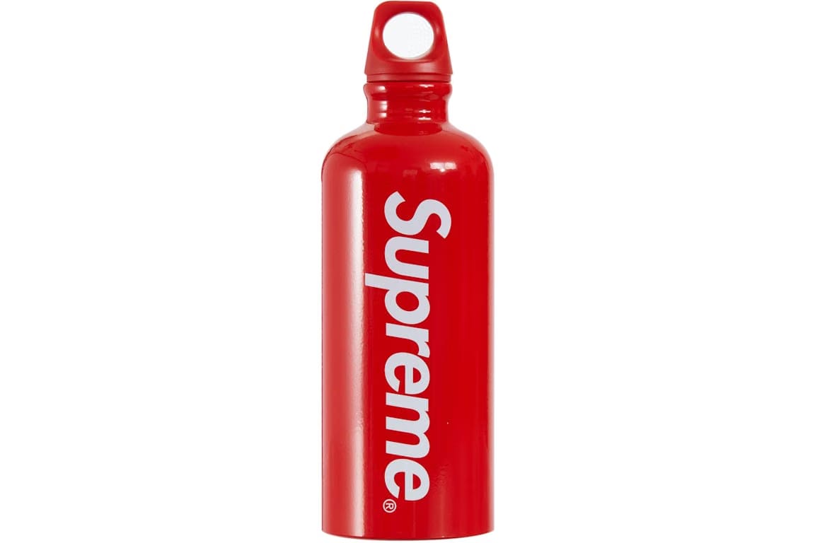 Supreme SIGG Traveller 0.6L Water Bottle (SS23) Red