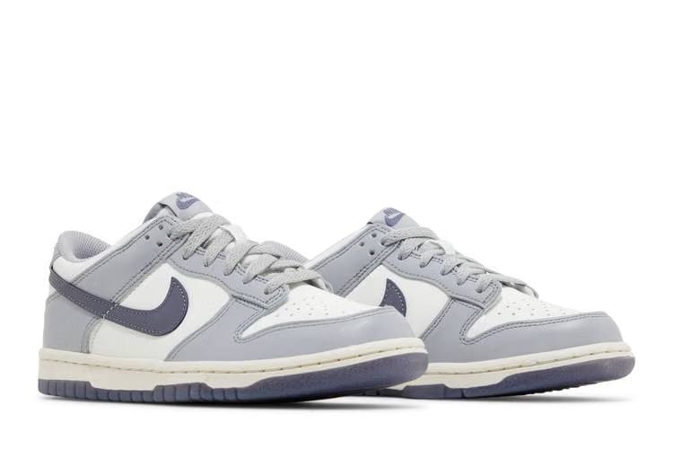 Nike Dunk Low Platinum Tint Light Carbon (GS)
