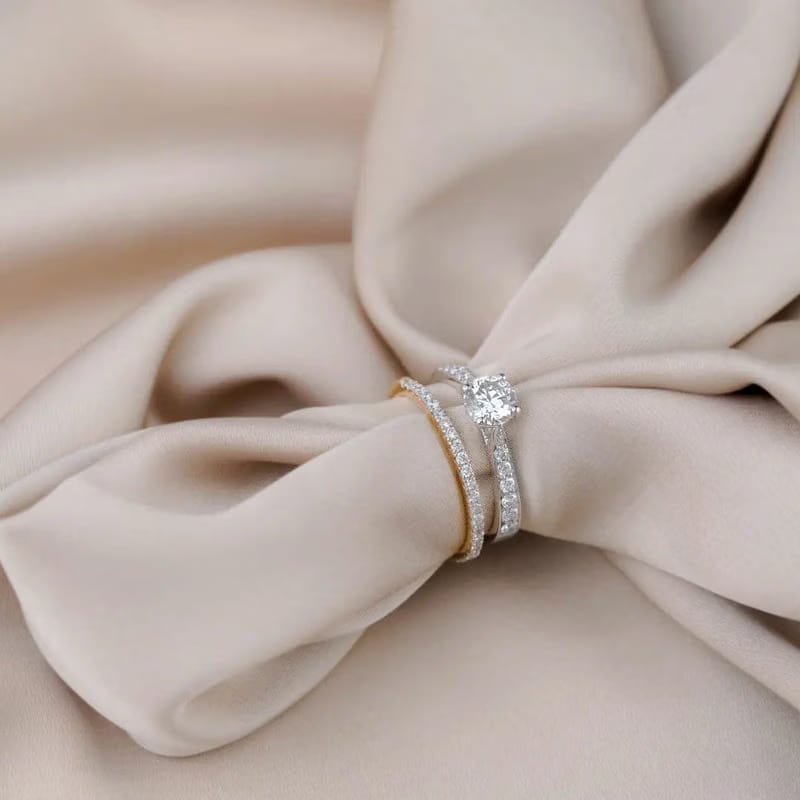 Round Sidestones Lab Diamond Engagement Ring