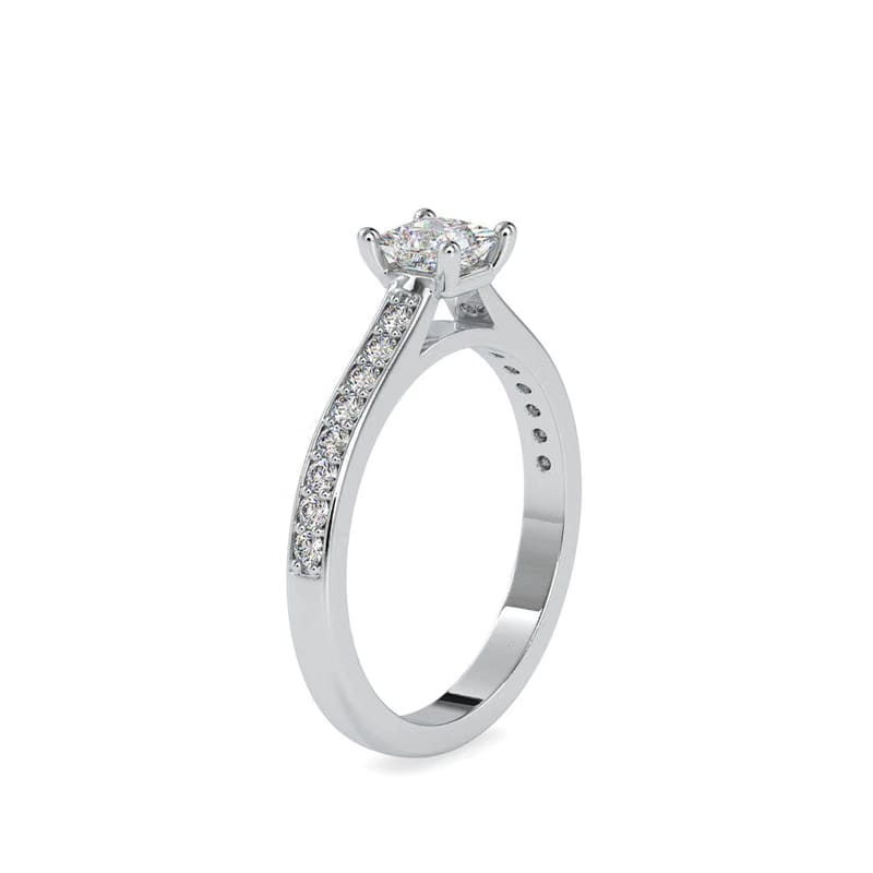 Sparkling Princess Cut Diamond Ring_in_stock