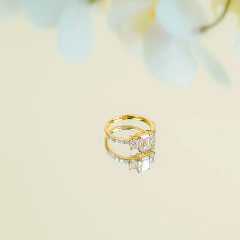 Three Stone Emerald Diamond Ring_in_stock