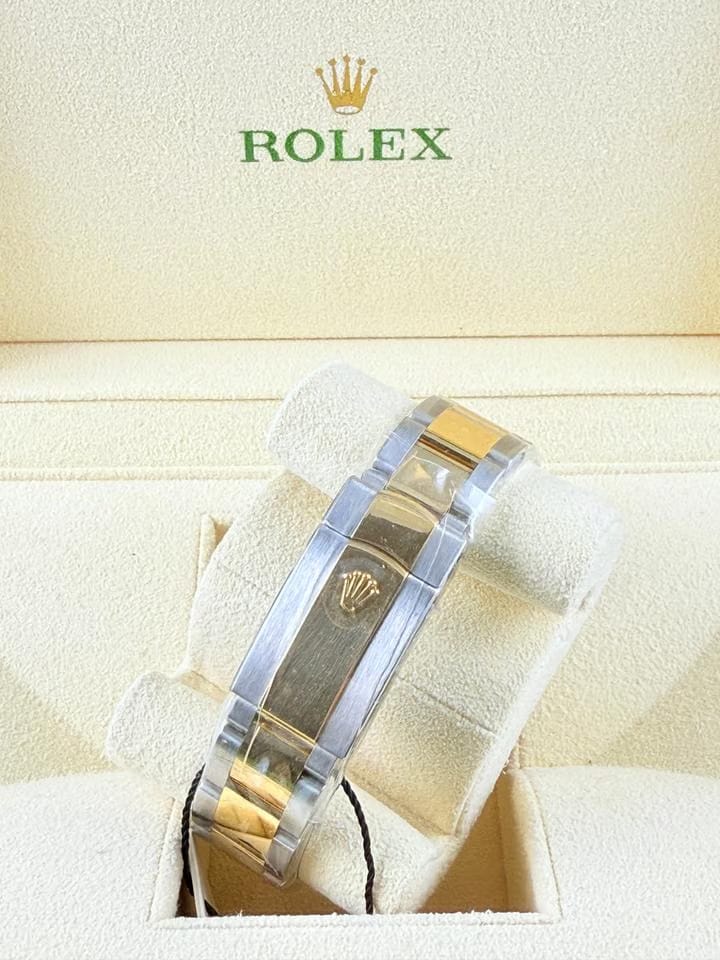 Rolex | Datejust | 126233 | Gold/Steel | 36 mm | Gold/Steel | Champagne | Automatic