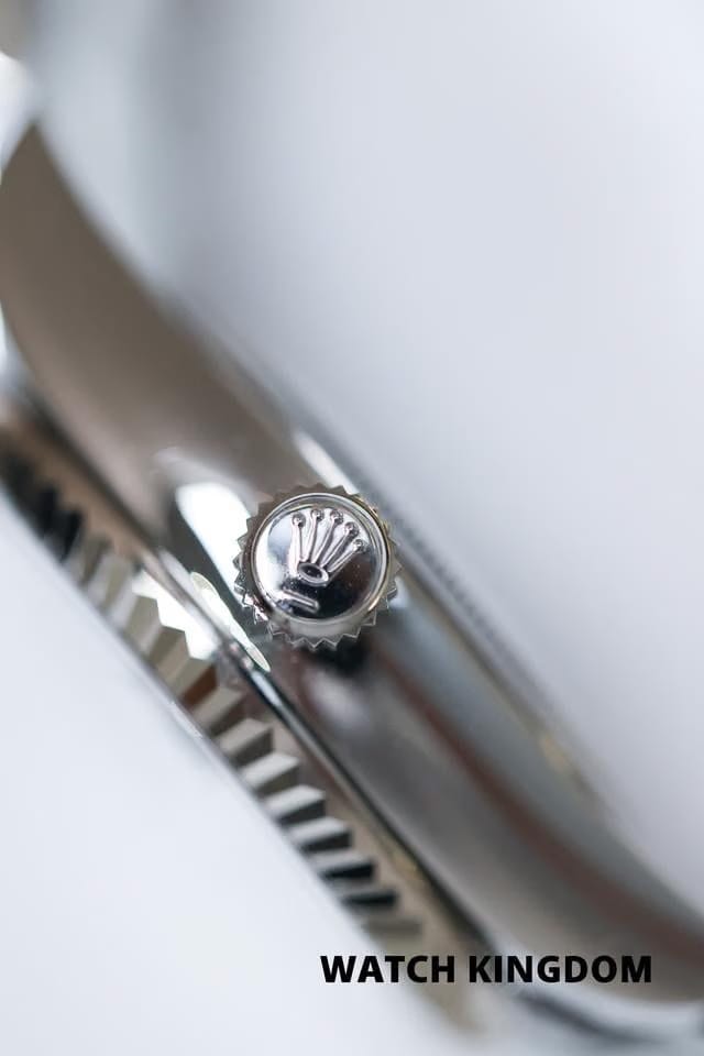 Rolex | Sky-Dweller | 326934 | White gold | 42 mm | Steel | Black | Automatic