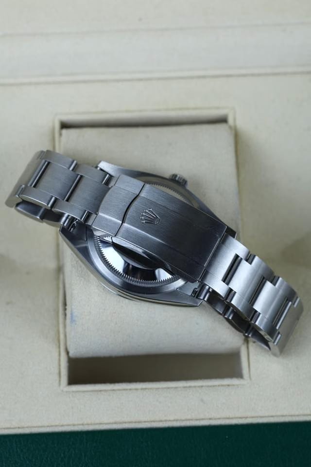 Rolex | Oyster Perpetual | 124200 | Steel | 34 mm | Steel | Silver | Automatic