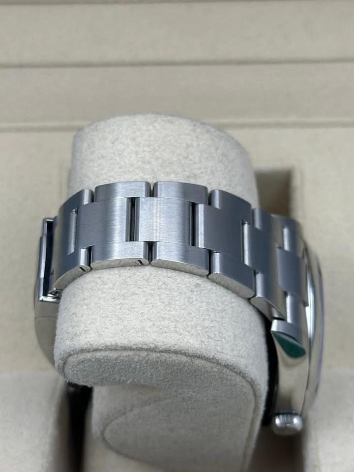 Rolex | Oyster Perpetual | 114300 | Steel | 39 mm | Steel | Grey | Automatic