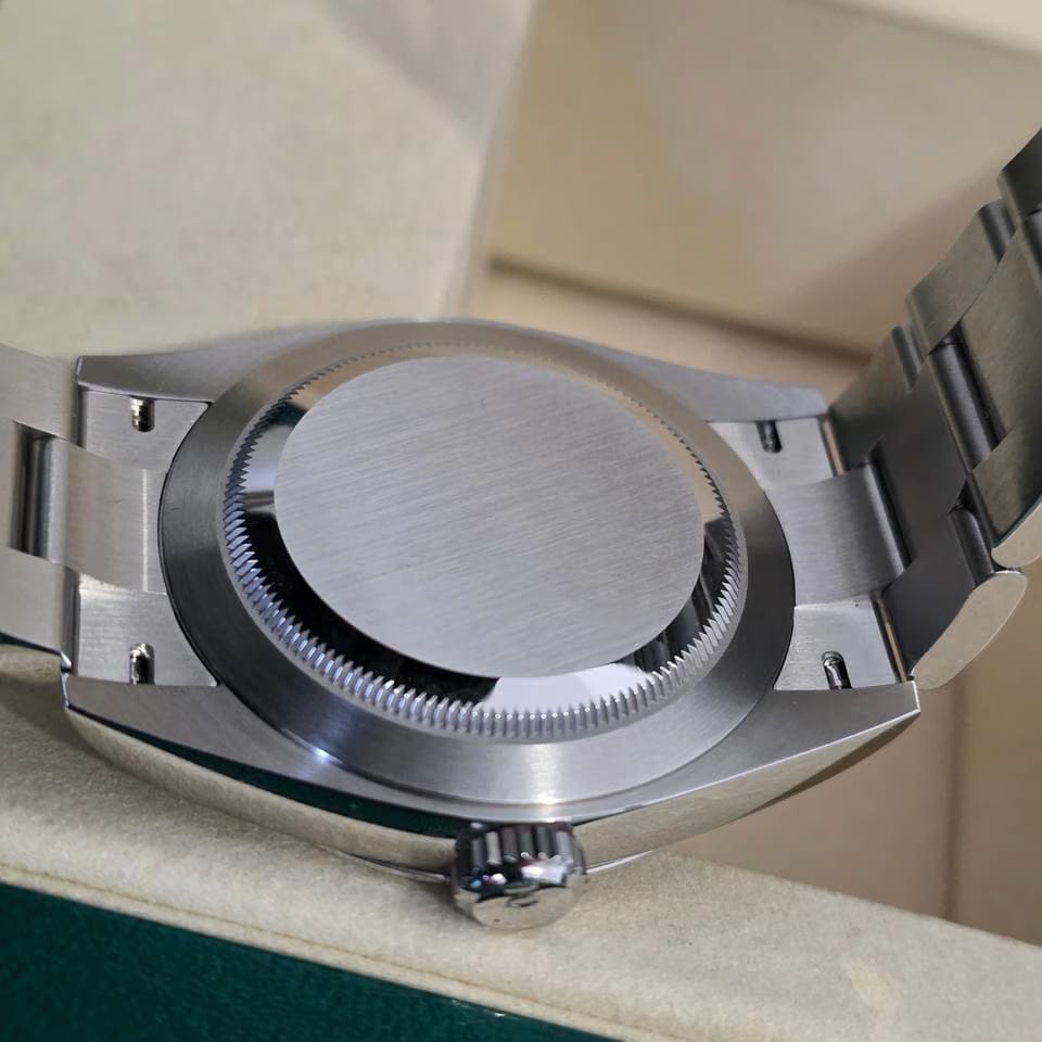 Rolex Oyster Perpetual MED BLUE 41mm ref : 134300 NEUVE 03/2026