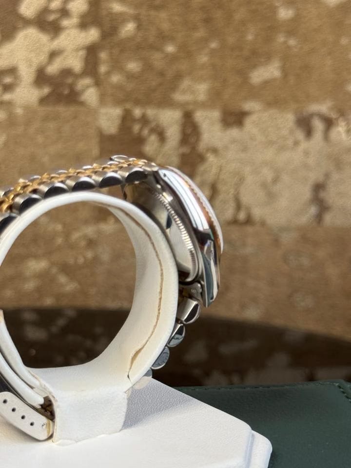Rolex | Datejust | 68273 | Steel | 31 mm | Gold/Steel | Silver | Automatic