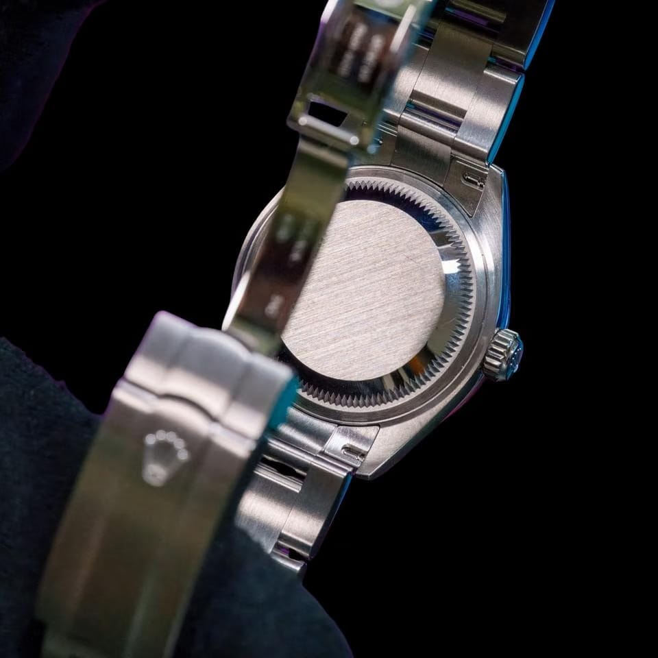 Rolex | Oyster Perpetual | 276200 | Steel | 28 x 33 mm | Steel | Black | Automatic