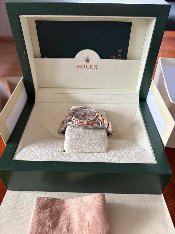 Rolex | Datejust | 116261 | Rose gold | 36 mm | Gold/Steel | Silver | Automatic