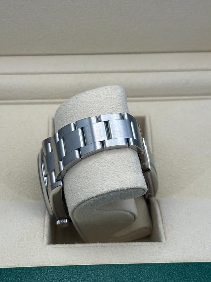 Rolex | Oyster Perpetual | 114300 | Steel | 39 mm | Steel | Blue | Automatic