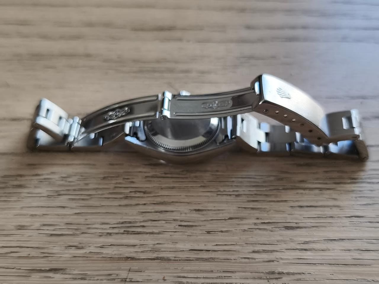 Rolex | Oyster Perpetual | 76080 | 24 x 26 mm | Steel | Automatic