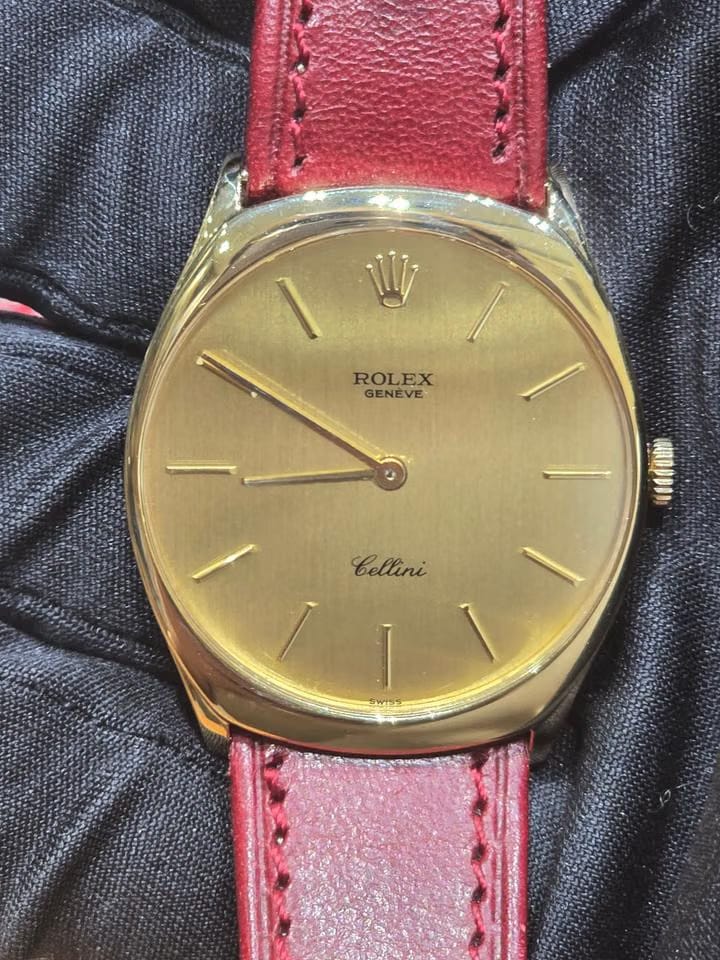 Rolex | Cellini | 4133 | 31 x 37 mm | Leather | Manual winding