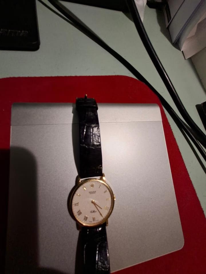 Rolex | Cellini | 5112 | Yellow gold | 32 mm | Leather | Mother of pearl | Manual winding