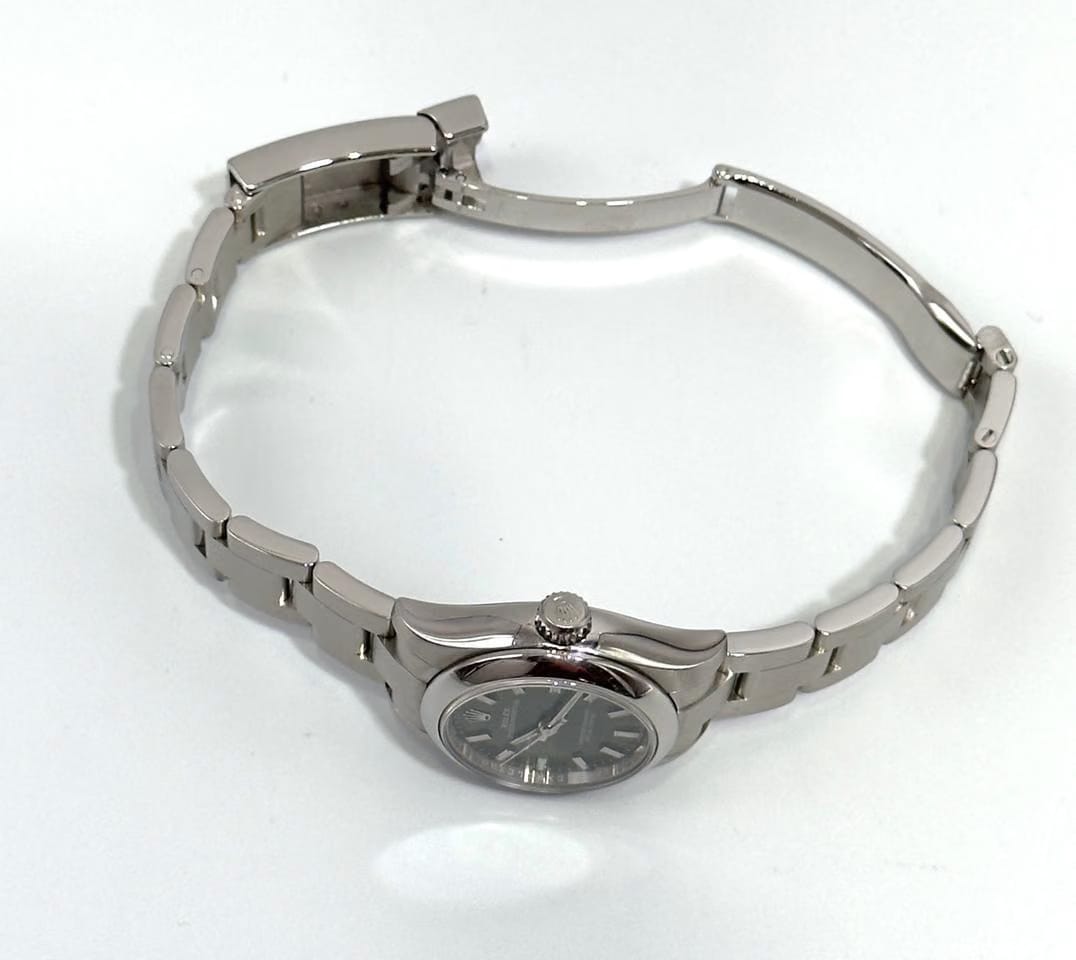 Rolex | Oyster Perpetual | 176200 | Steel | 26 x 29 mm | Steel | Green | Automatic