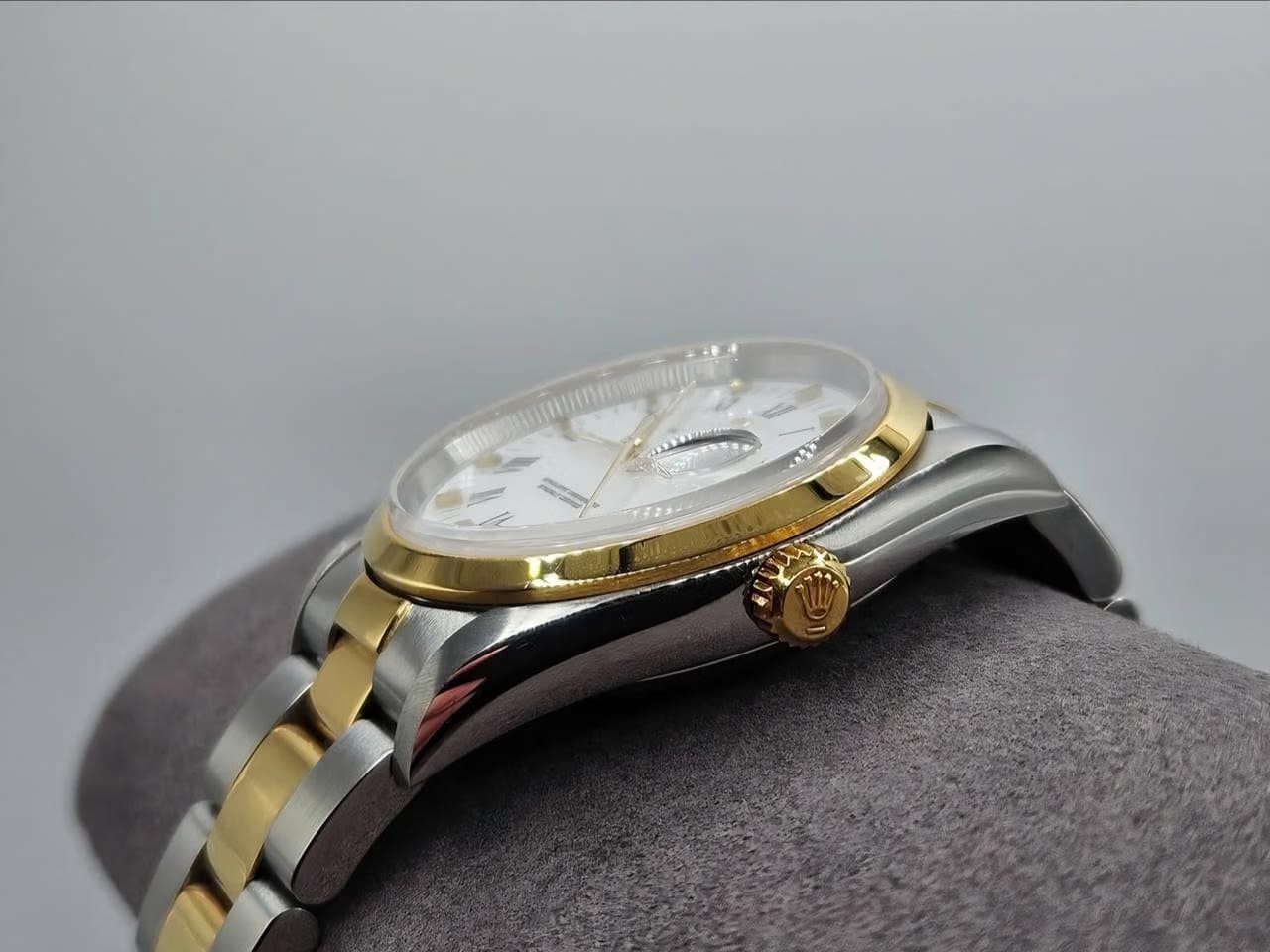 Rolex | Oyster Perpetual | 15203 | 34 mm | Gold/Steel | Automatic