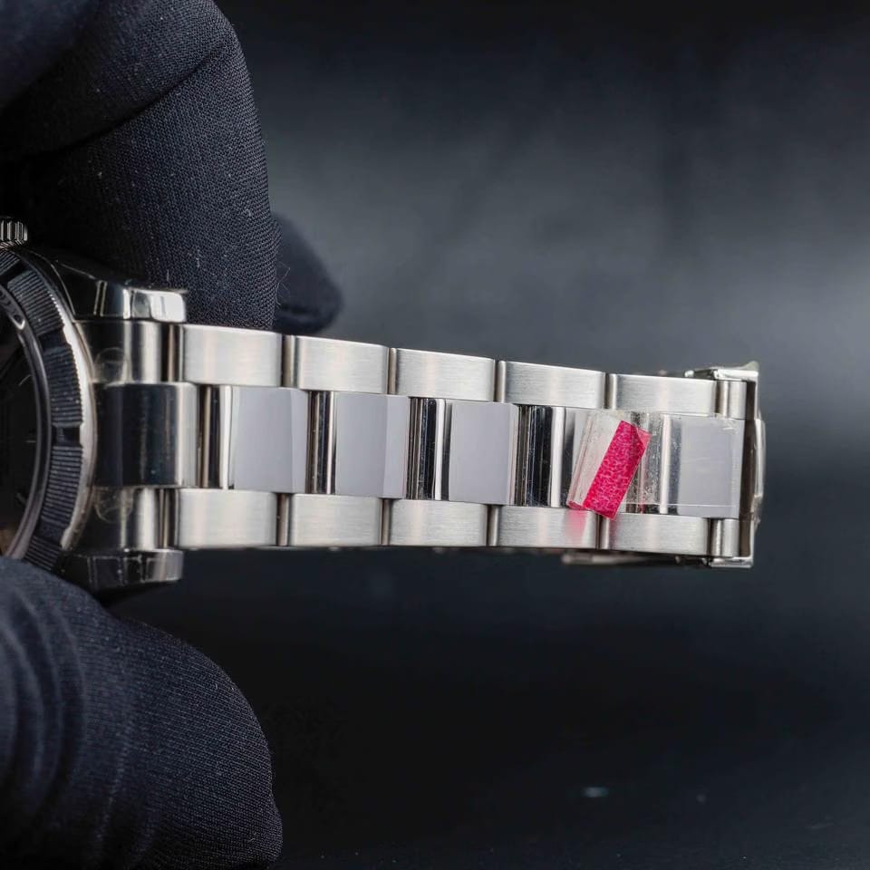 Rolex | Oyster Perpetual | 115210 | Steel | 34 mm | Steel | Silver | Automatic