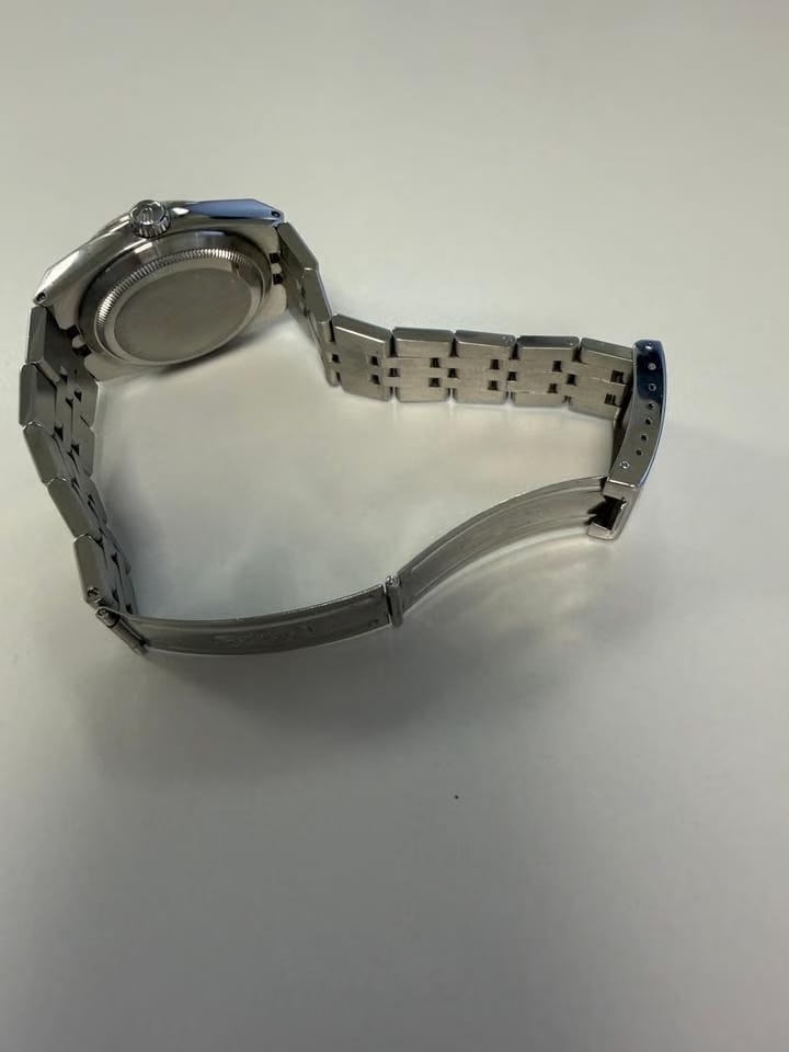 Rolex | Datejust | 17014 | Steel | 36 x 42 mm | Steel | Black | Quartz