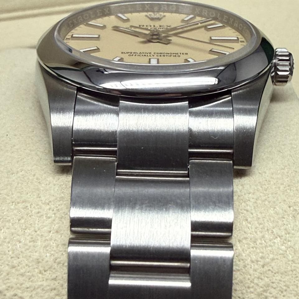 Rolex | Oyster Perpetual | 124200 | Steel | 34 mm | Steel | Brown | Automatic