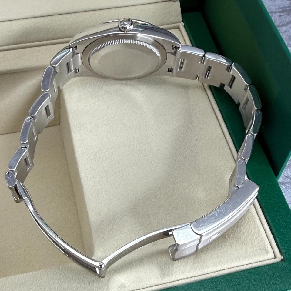 Rolex | Oyster Perpetual | 124200 | Steel | 34 mm | Steel | Brown | Automatic