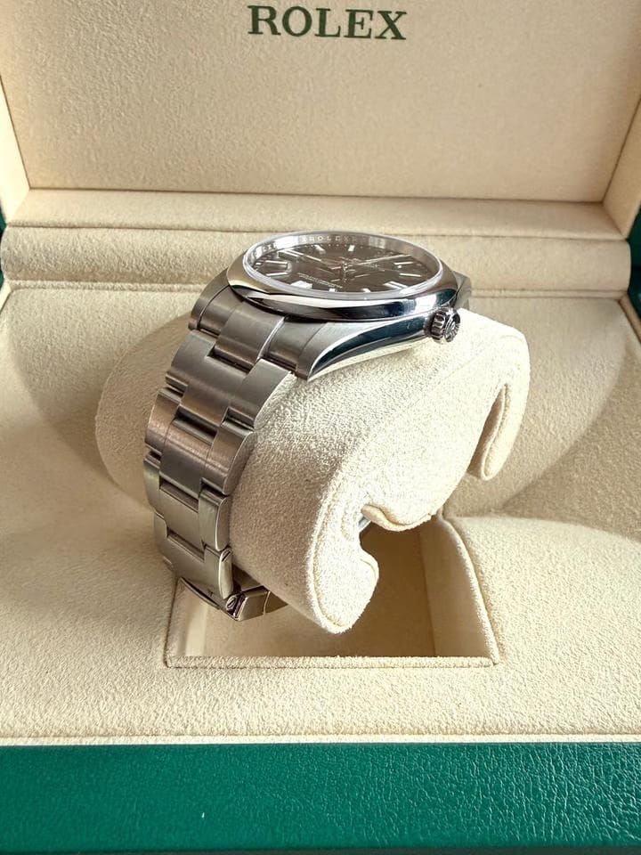 Rolex | Oyster Perpetual | 124300 | Steel | 41 mm | Steel | Black | Automatic