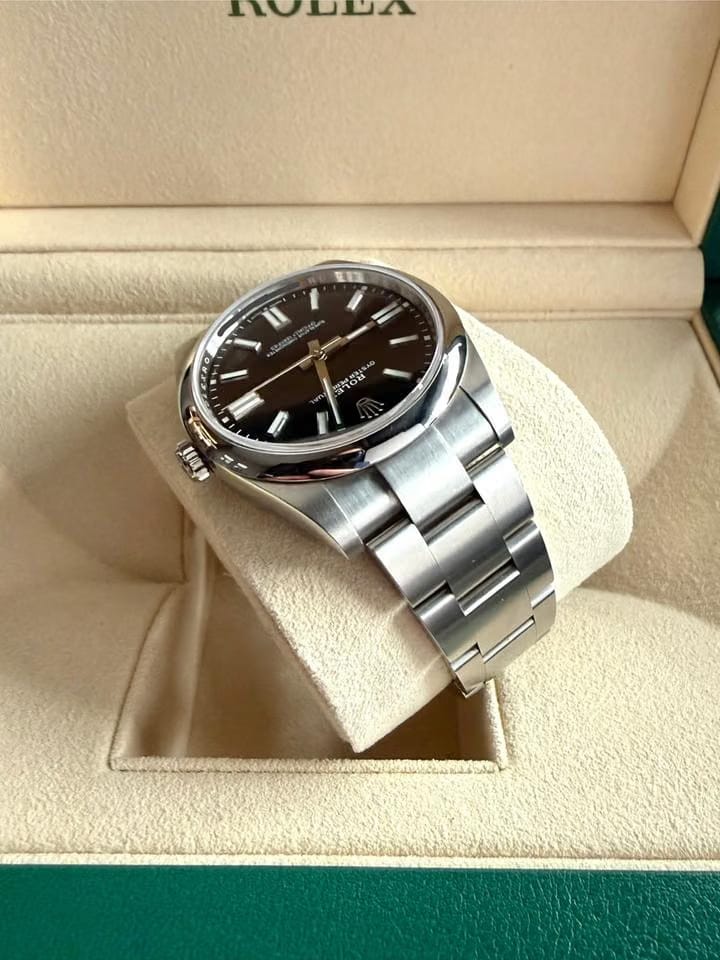 Rolex | Oyster Perpetual | 124300 | Steel | 41 mm | Steel | Black | Automatic