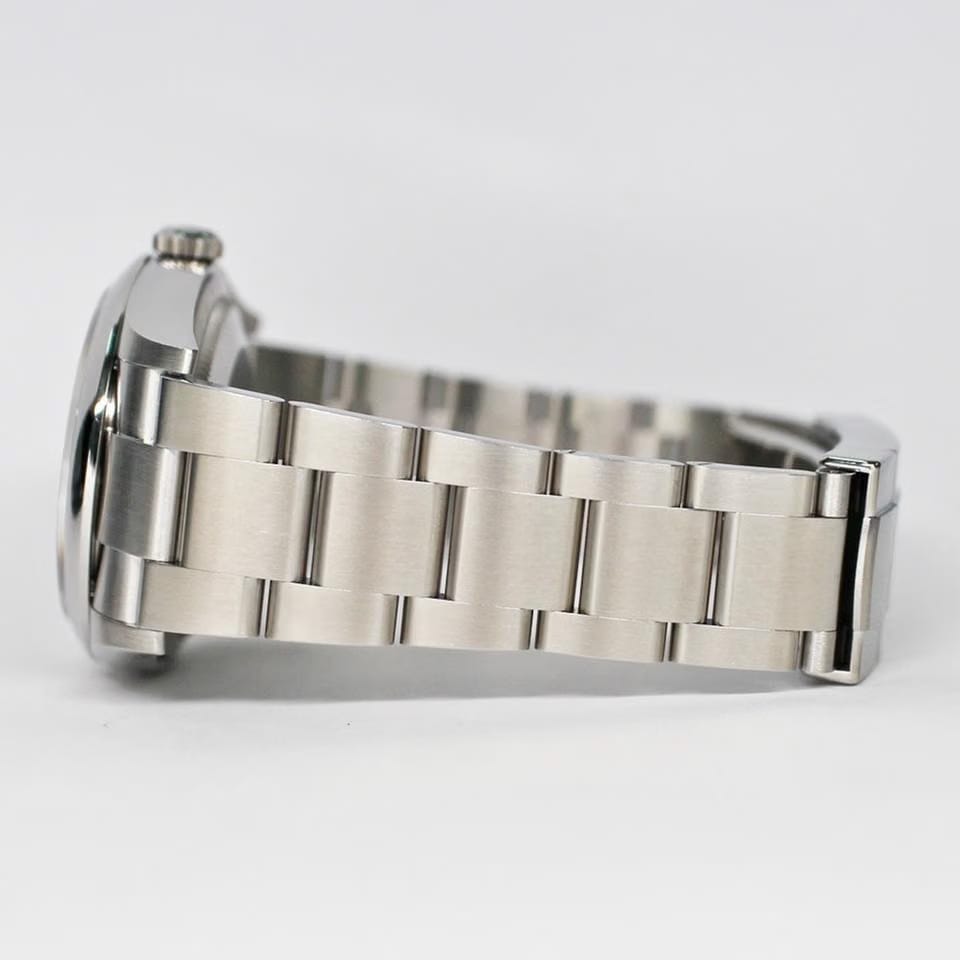 Rolex | Oyster Perpetual | 126000 | Steel | 36 mm | Champagne | Automatic