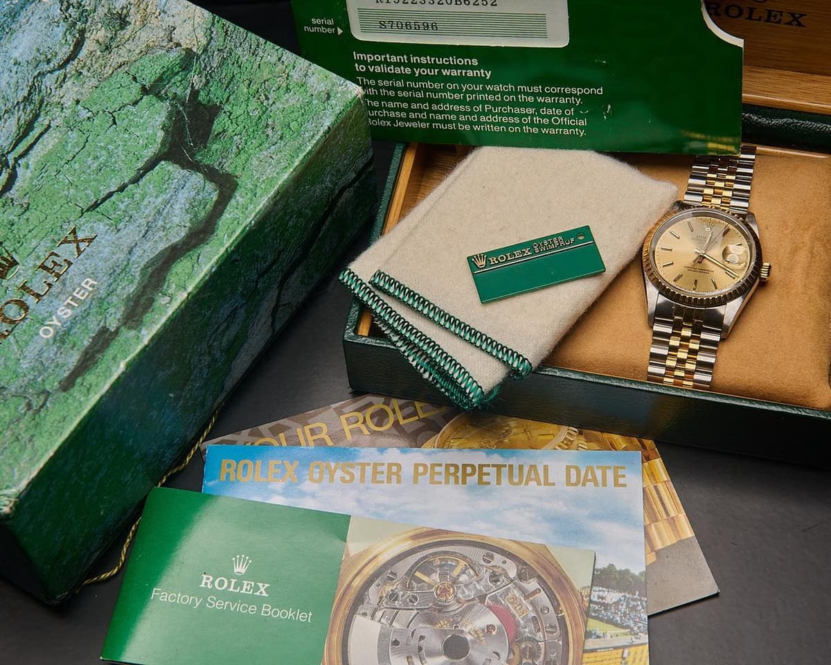 Rolex | Oyster Perpetual | 15223 | Gold/Steel | 34 mm | Steel