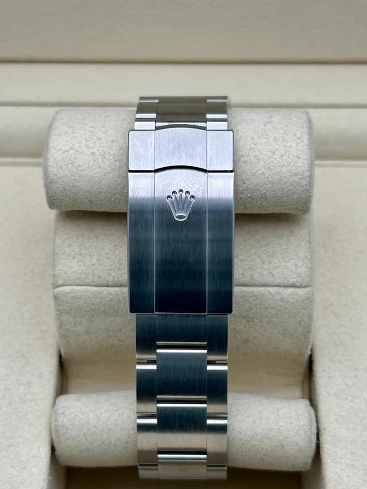 Rolex | Oyster Perpetual | 276200 | Steel | 28 x 33 mm | Steel | Blue | Automatic