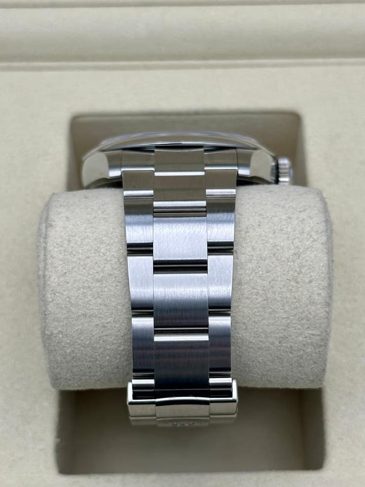 Rolex | Oyster Perpetual | 276200 | Steel | 28 x 33 mm | Steel | Blue | Automatic
