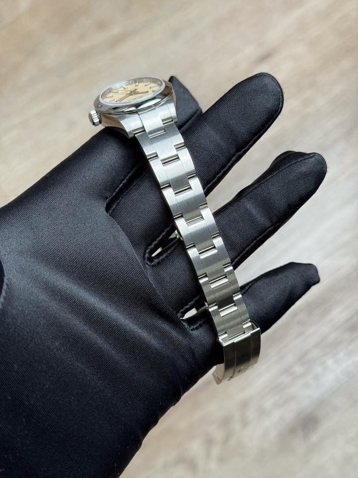 Rolex | Oyster Perpetual | 276200 | Steel | 28 x 33 mm | Steel | Automatic