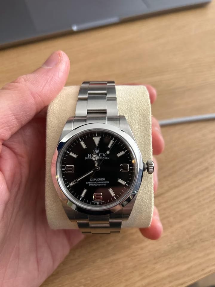 Rolex | Explorer | Explorer I - 214270 - 39mm - Full set | Steel | 39 mm | Steel | Black | Automatic