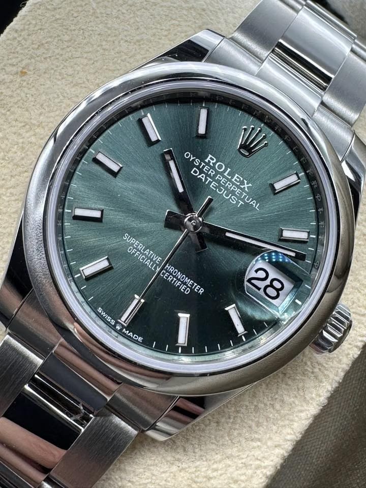Rolex | Datejust | 278240 | Steel | 31 x 37 mm | Steel | Green | Automatic