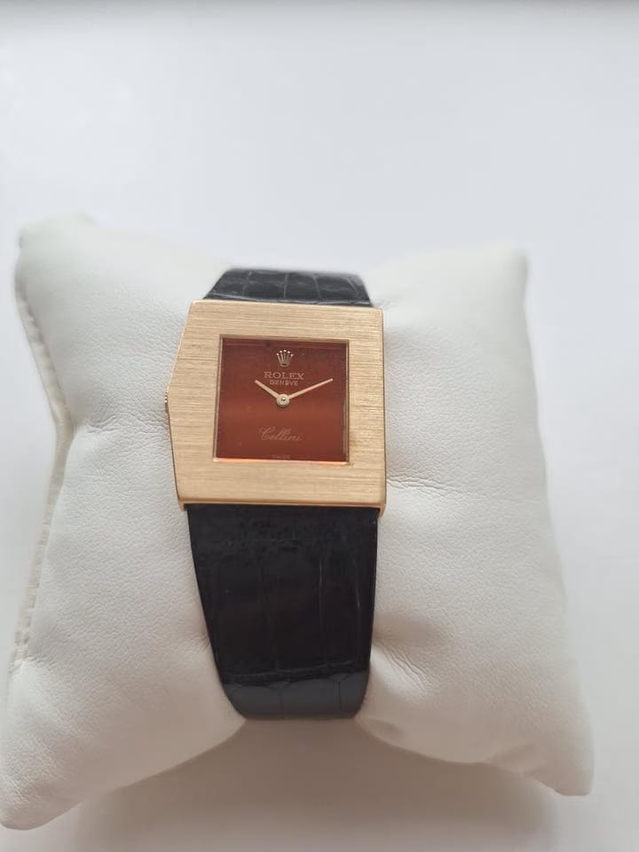 Rolex | Cellini | 4015 | Yellow gold | 29 mm | Leather | Bordeaux | Manual winding