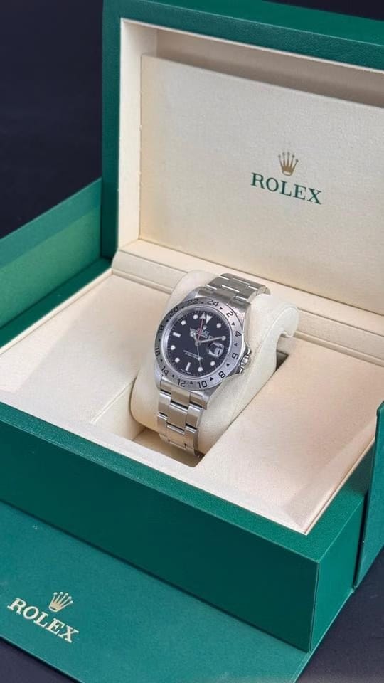 Rolex | Explorer II | 16570 | Steel | 40 mm | Steel | Black | Automatic