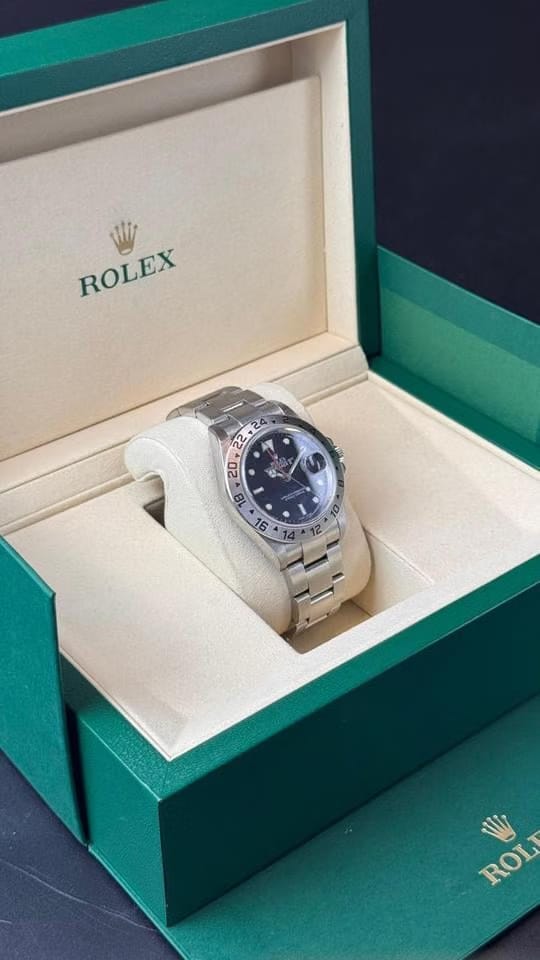 Rolex | Explorer II | 16570 | Steel | 40 mm | Steel | Black | Automatic