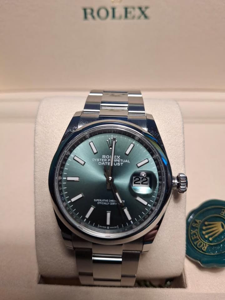 Rolex | Datejust | 126200 | 36 mm | Steel | Automatic