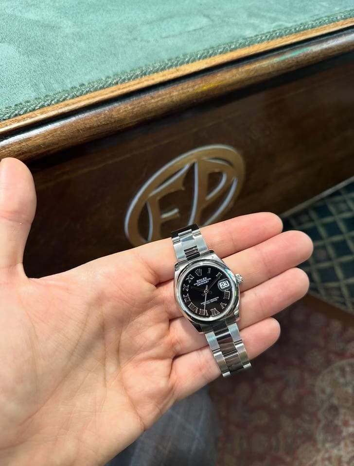 Rolex | Datejust | 278240 | Steel | 31 x 37 mm | Steel | Black | Automatic