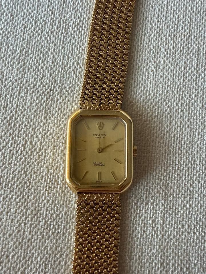 Rolex | Cellini | 4104 | Yellow gold | 23 mm | Yellow gold | Gold | Manual winding